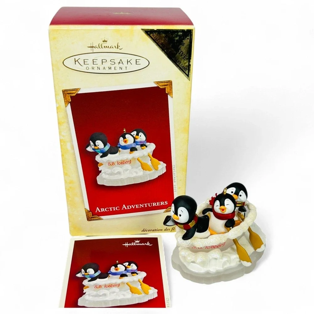 Hallmark ARCTIC ADVENTURERS 2005 Keepsake Ornament Penguins‎ Iceberg KOC Repaint